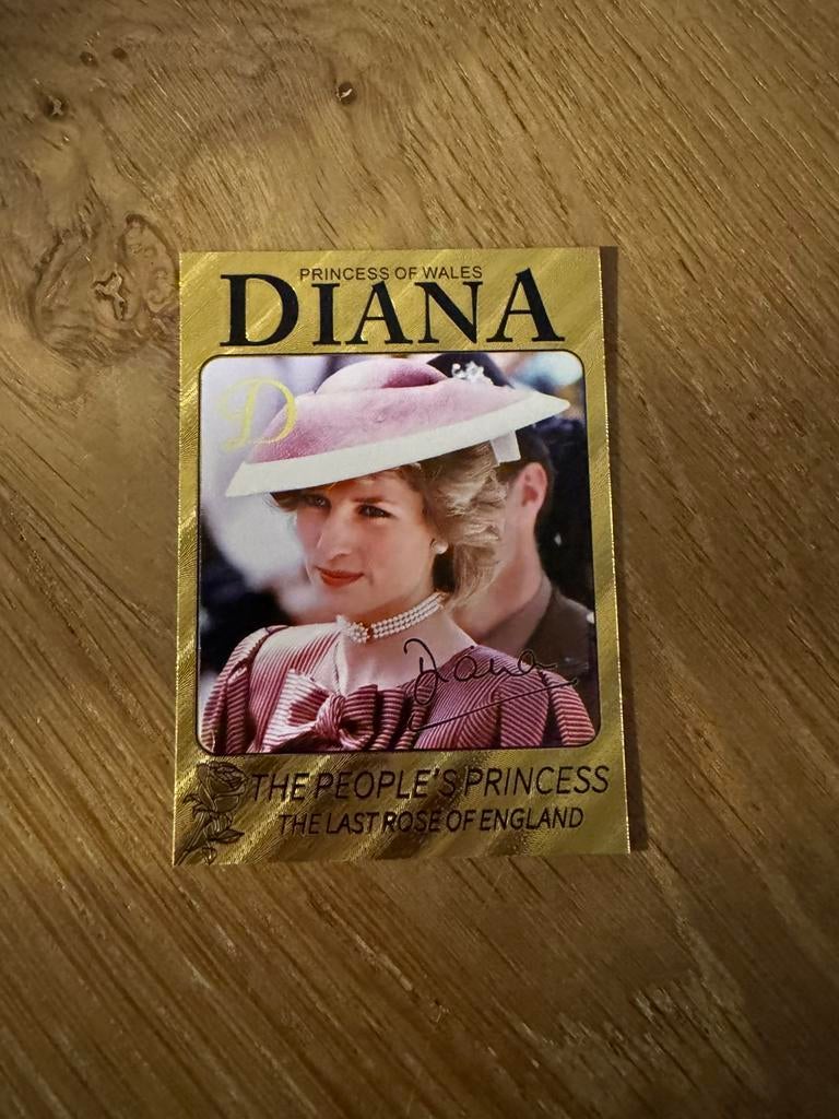 Prinses Lady Diana plastic goudfolie kaartje - 1, Verzamelen, Ophalen of Verzenden, Nieuw, Kaart, Foto of Prent