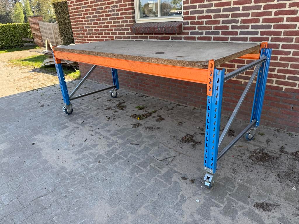 Verrijdbare Werktafel 2.5M x 1M voor Werkplaats, Ophalen, Gebruikt, 70 tot 120 cm