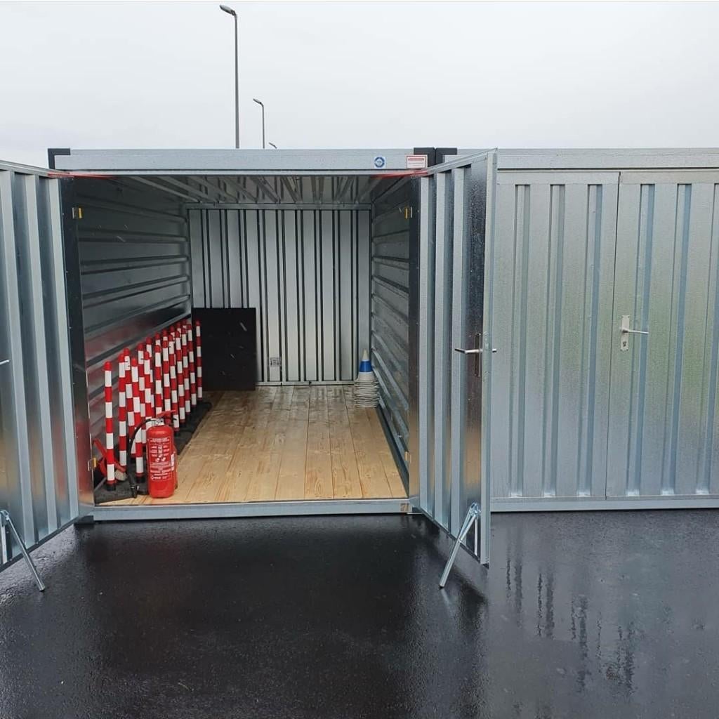 opslag sportveld/sportaccommodatie/container, Ophalen, Nieuw
