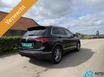 Volkswagen Tiguan 2.0 TDI * R-Line * 4x4 * Grijs kenteken, Auto's, Stof, Gebruikt, 2500 kg, Zwart