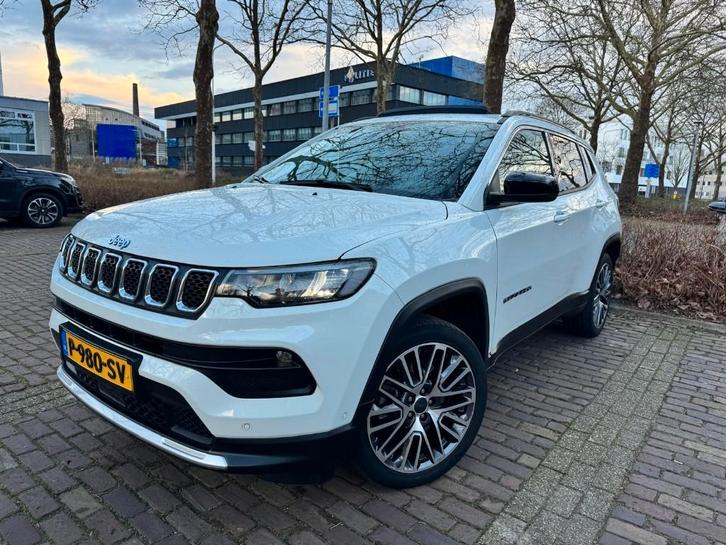 Jeep Compass 1.3T 4XE 240pk Eawd Aut 2022 Wit, Auto's, Jeep, Particulier, Compass, 4x4, ABS, Achteruitrijcamera, Adaptieve lichten