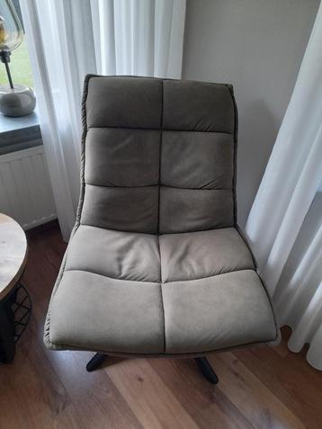 DRAAI FAUTEUIL OLIJFGROEN beschikbaar voor biedingen