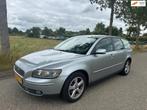 Volvo V50 2.4 Momentum Alleen Export !, Auto's, 700 kg, 2435 cc, Zilver of Grijs, 5 cilinders