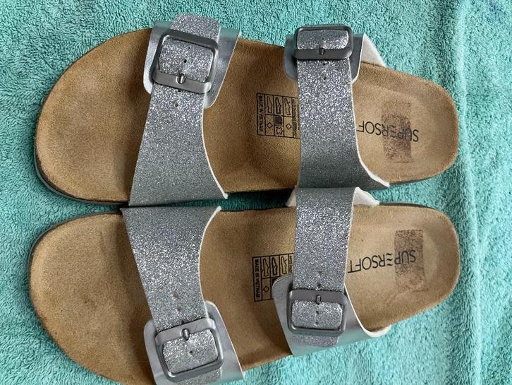 supersoft maat 42, Kleding | Dames, Schoenen, Zo goed als nieuw, Slippers, Grijs, Ophalen of Verzenden