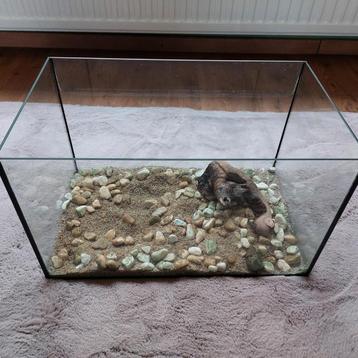Aquarium 50 x 30 x 30 cm beschikbaar voor biedingen