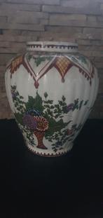 Decoratieve Vaas met Bloemen en Vogel, Antiek en Kunst, Ophalen of Verzenden