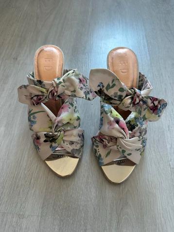 Ted Baker Pumps met Bloemenprint - Maat 36 beschikbaar voor biedingen