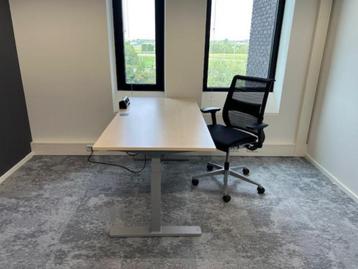 Kinnarps Zit-sta bureau met BachMann stopcontact, 6 stuks - afbeelding 18