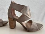 Ecco schoenen taupe/goud, als nieuw! Maat 38, Kleding | Dames, Ophalen of Verzenden, Zo goed als nieuw, Overige kleuren, Sandalen of Muiltjes