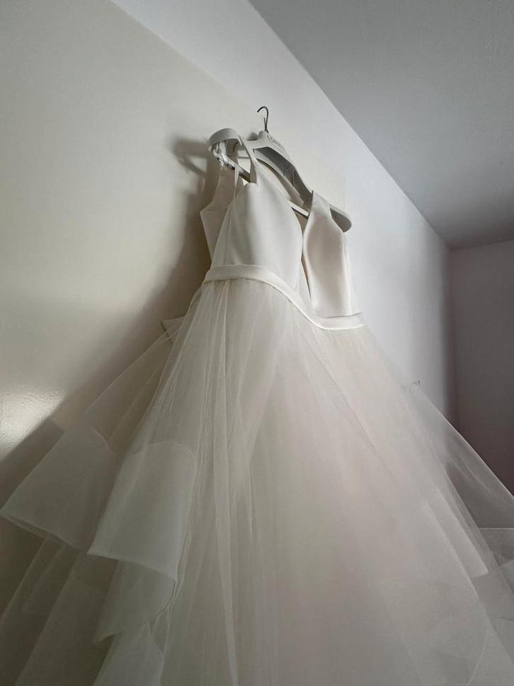 Trouwjurk voor de kleine, stevigere dames!, Kleding | Dames, Trouwkleding en Trouwaccessoires, Zo goed als nieuw, Trouwjurk, Wit