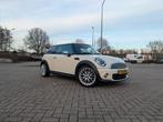 Mini 1.6 ONE 55KW 2013 Wit, Auto's, Voorwielaandrijving, Stof, 74 pk, Zwart