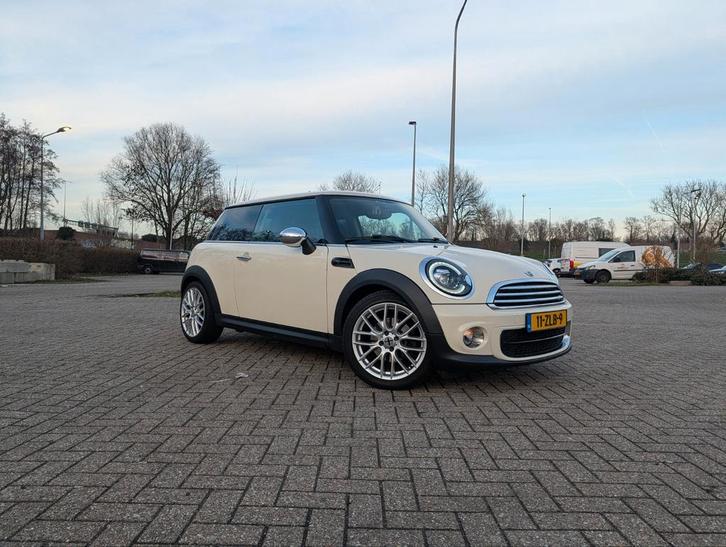 Mini 1.6 ONE 55KW 2013 Wit, Auto's, Mini, Particulier, One, Android Auto, Apple Carplay, Bluetooth, Boordcomputer, Centrale vergrendeling