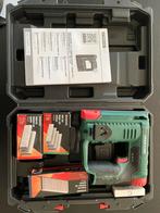 Accu-spijkerpistool 12 V zonder accu en lader met nietjes, Ophalen of Verzenden, Zo goed als nieuw