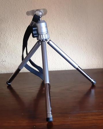 Vintage Cosmo Mini/Tafelstatief jaren 80 – 90  beschikbaar voor biedingen