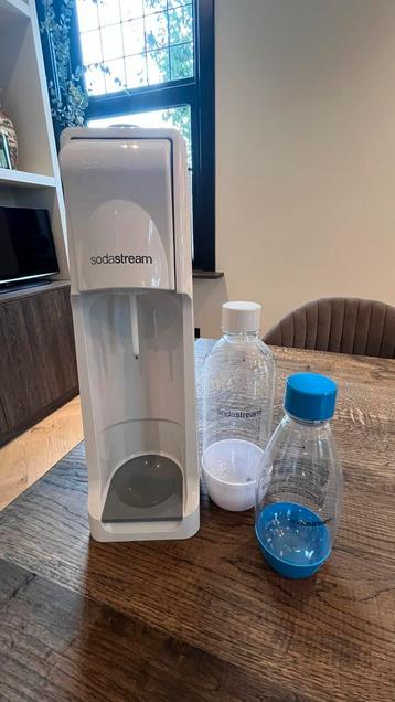 Sodastream Bruiswatermachine met 2 Flessen beschikbaar voor biedingen