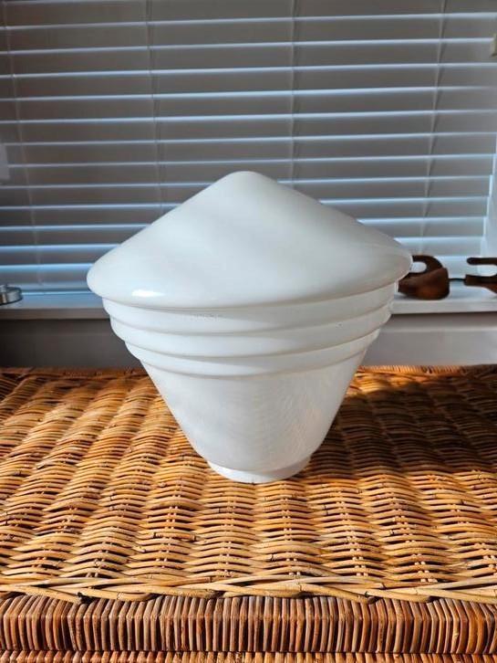 Gispen schoollamp art deco  vintage, Huis en Inrichting, Lampen | Lampenkappen, Zo goed als nieuw, 50 cm of meer, Rond, Wit, Ophalen of Verzenden