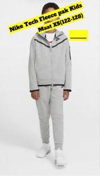 Nike Tech Fleece Kids maat XS, 122-128, Kinderen en Baby's, Ophalen of Verzenden, Zo goed als nieuw, Jongen of Meisje