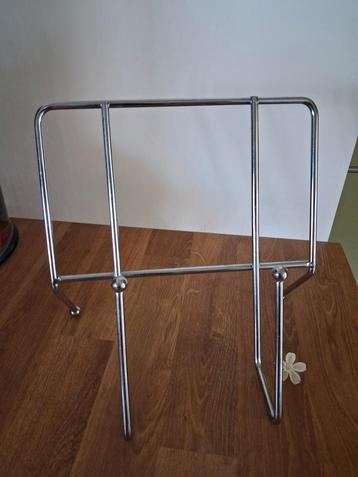 Kookboekstandaard RVS - 23x23cm beschikbaar voor biedingen