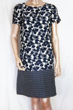 WEEKEND MAX MARA jurk maat 42, Kleding | Dames, Jurken, Ophalen of Verzenden, Zo goed als nieuw, Maat 42/44 (L)