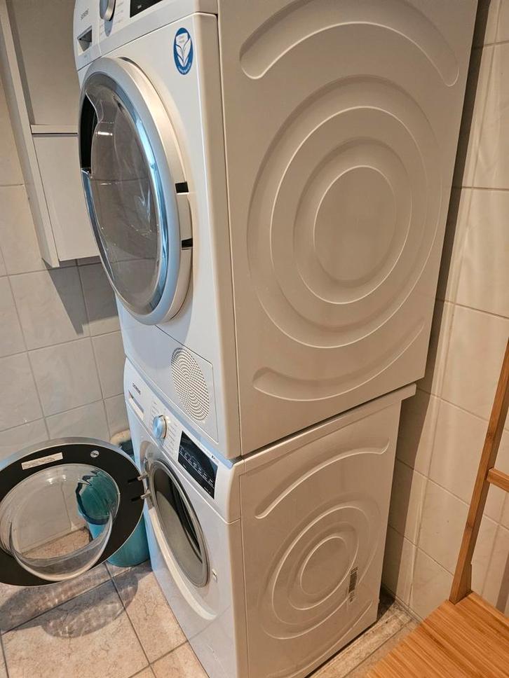 Siemens washing machine and dryer in a very good shape, Witgoed en Apparatuur, Wasmachines, Zo goed als nieuw, Ophalen