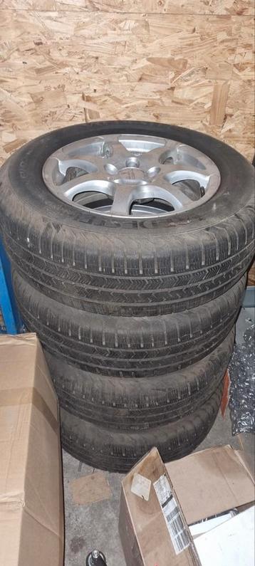 Winterbanden - winterwielen - Winterset 5x114,3 - 215/65R16  beschikbaar voor biedingen