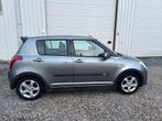 Suzuki Swift 1.5 Exclusive AIRCO.NAVI.KEYLESS&GO.NAP!, Auto's, Voorwielaandrijving, Gebruikt, Zwart, 4 cilinders
