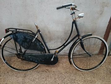 Oldtimer fietsen wat leuks van te maken  beschikbaar voor biedingen