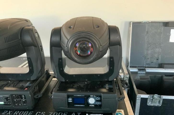 Robe ColorSpot 700E 2 stuks met case, Muziek en Instrumenten, Licht en Laser, Zo goed als nieuw, Licht, Ophalen of Verzenden