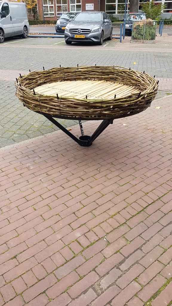 Nieuw Ooievaarsnest, Dieren en Toebehoren, Vogels | Hokken en Kooien, Zo goed als nieuw, Broedkooi of Kweekkooi, Hout, Ophalen