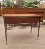 Vintage trolley met lade en ijzeren lectuur plank, 70cm, Ophalen, ., 50 tot 100 cm, .