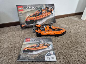 LEGO Technic Reddingshovercraft - 42120 beschikbaar voor biedingen