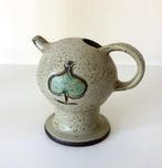 Keramiek olielampje beige motief in groen Hanny Mein 5923-k, Antiek en Kunst, Antiek | Keramiek en Aardewerk, Ophalen of Verzenden