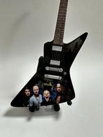Metallica band foto miniatuur gitaar van hout 25cm mini deco