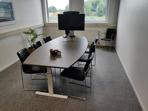 Kantoormeubilair: 1x hoekbureau, 6x tafel 1x tafel, Huis en Inrichting, Bureaus, Gebruikt, Bureau, In hoogte verstelbaar, Met wielen