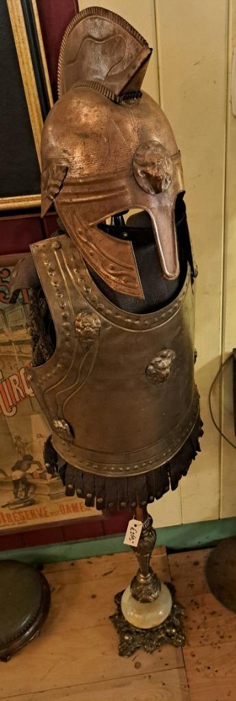 Harnas Ridder Romein uitrusting op statief kasteel decoratie, Antiek en Kunst, Curiosa en Brocante, Ophalen