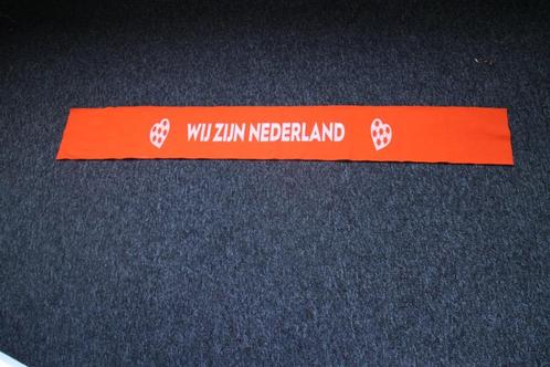 1x NIEUW KNAL ORANJE SJAAL "WIJ ZIJN NEDERLAND", Kleding | Dames, Mutsen, Sjaals en Handschoenen, Nieuw, Sjaal, Maat 38/40 (M)