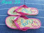 Teenslippers slippers maat 37 + 39, Ophalen of Verzenden, Nieuw