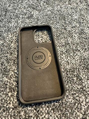 Quadlock iPhone 15 Pro Max Hoesje - Zo goed als nieuw! beschikbaar voor biedingen