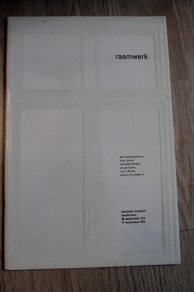 Museumcatalogus, Raamwerk, Weverij De Ploeg, 1973, Boeken, Kunst en Cultuur | Fotografie en Design, Zo goed als nieuw, Overige onderwerpen