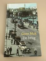 Geert Mak - De Brug, Ophalen of Verzenden, Gelezen, Nederland