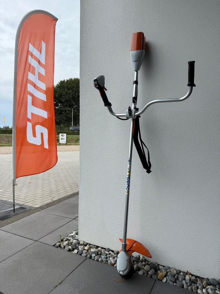 Stihl fsa 90 demo machine zo goed als nieuw!, Tuin en Terras, Bosmaaiers, Zo goed als nieuw, Accu, Ophalen