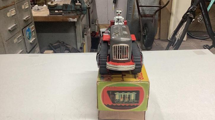 Blikken bulldozer met space robot, Antiek en Kunst, Antiek | Speelgoed, Ophalen of Verzenden