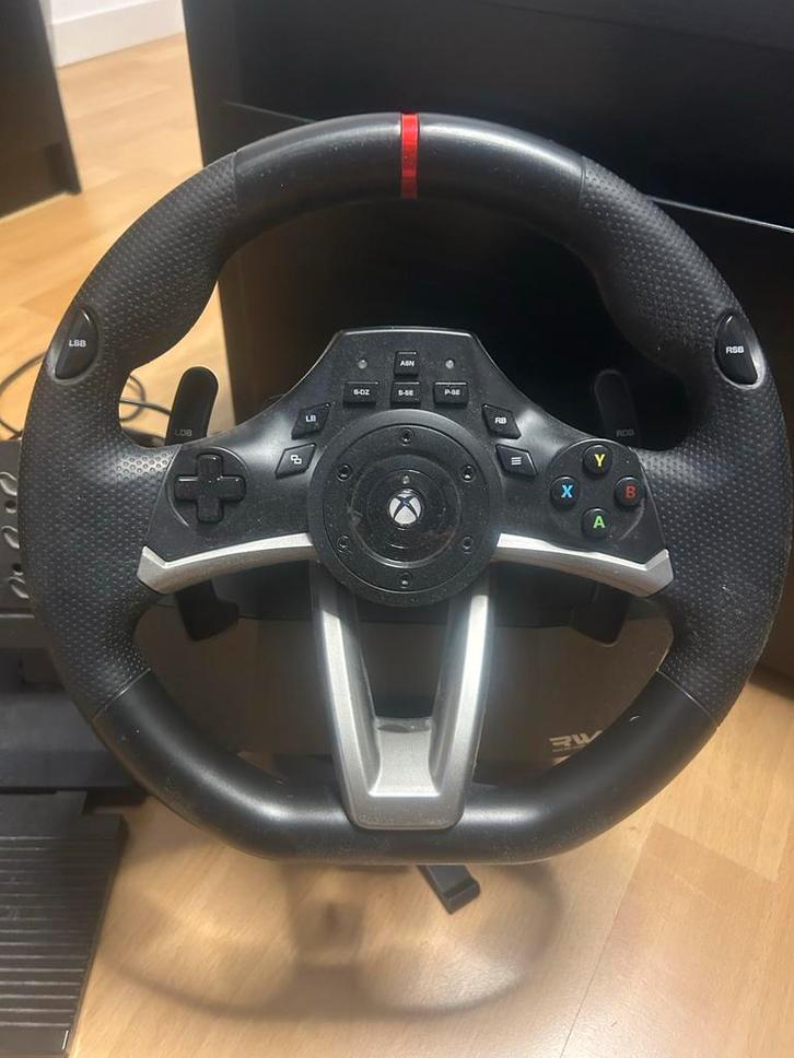 Hori Racing Wheel Overdrive - Xbox Stuur & Pedalen, Spelcomputers en Games, Spelcomputers | Nintendo Portables | Accessoires, Gebruikt