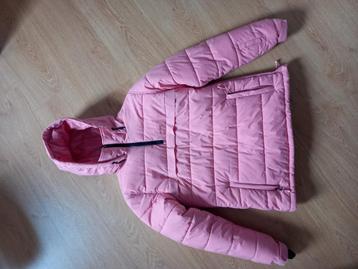 Skijas/winterjas beschikbaar voor biedingen