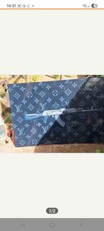 ak-47 plexiglas panelen, Ophalen of Verzenden