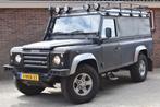 Land Rover Defender 2.5 Td5 HT 110" E '06 Leder Grijs kentek, Auto's, Bestelauto's, Lederen bekleding, Zwart, 2495 cc, 1820 kg