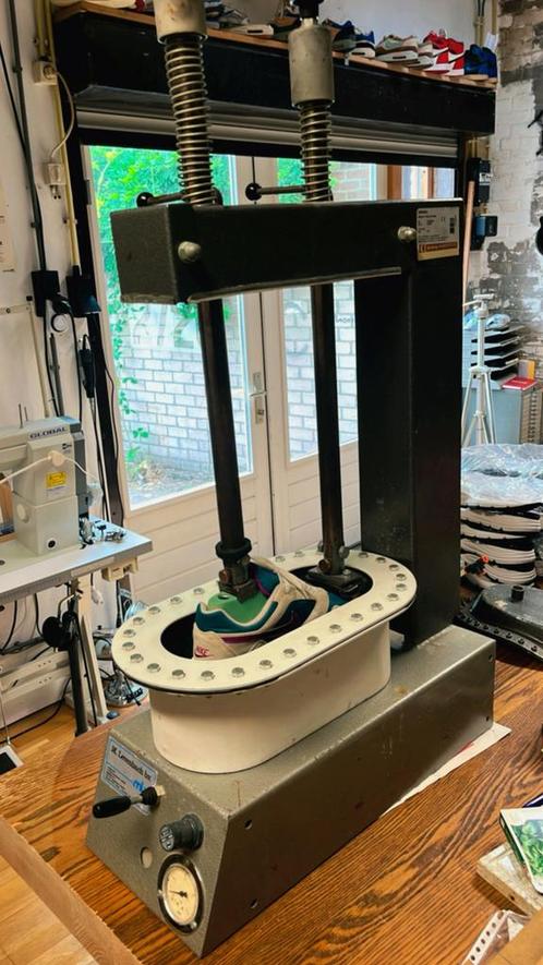 Zolenpers Brocksieper Kuipzolen + Vlakke Onderwerken, Doe-het-zelf en Verbouw, Gereedschap | Overige machines, Gebruikt, Ophalen