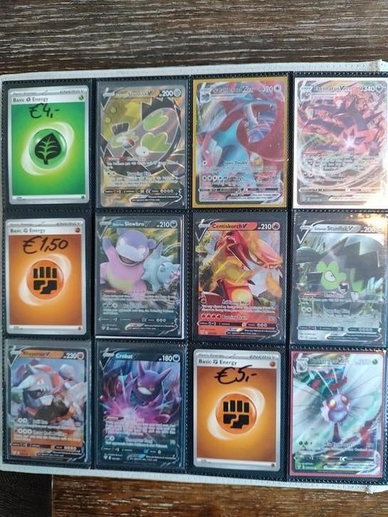 Darkness Ablaze, Shining Fates en Vivid Voltage kaarten, Ophalen of Verzenden, Zo goed als nieuw, Meerdere kaarten, Foil