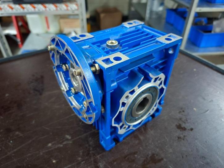 Motorreductor, vertragingskast, wormwielkast, momentarm, Doe-het-zelf en Verbouw, Gereedschap | Machine-onderdelen en Toebehoren