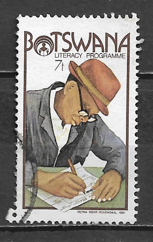 Botswana 1981 Literatuur campagne laaggeletterdheid, Postzegels en Munten, Postzegels | Afrika, Gestempeld, Overige landen, Verzenden